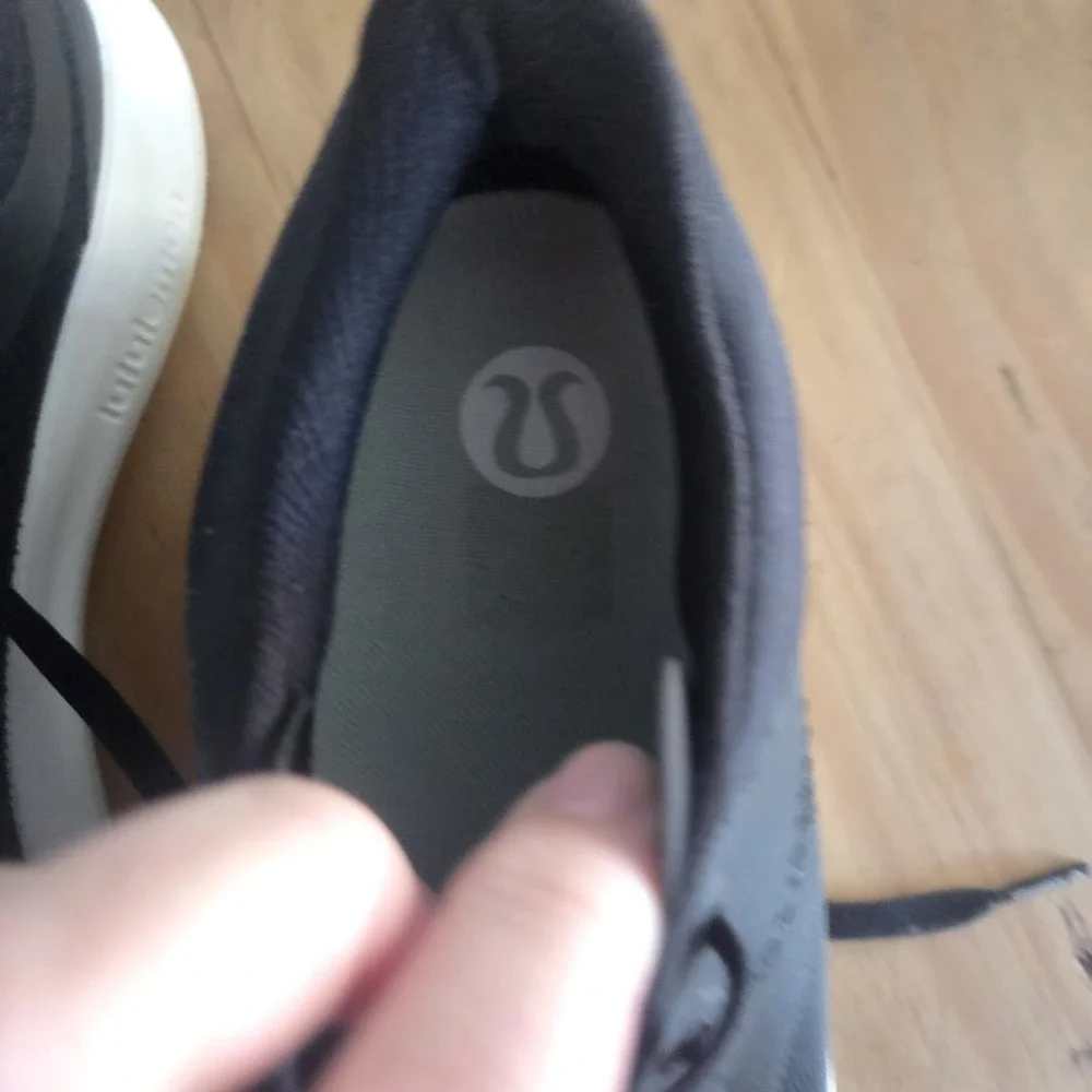 Lululemon Women's Strongfeel Training Walking Jogging Shoes - Black Size 8.5